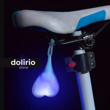 Carregar imagem no visualizador da galeria, Luz Intermitente de Led Traseira De Bicicleta
